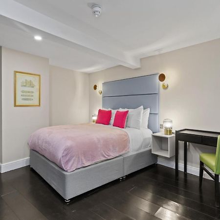 London'S Boutique Studio Dış mekan fotoğraf