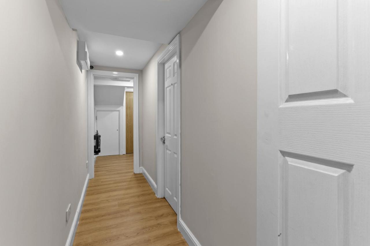 London'S Boutique Studio Dış mekan fotoğraf